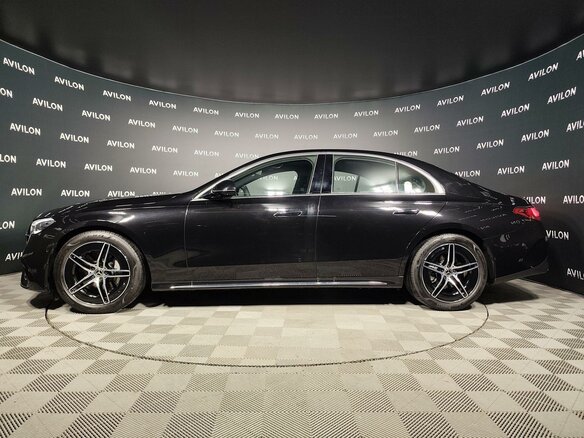 2025 Mercedes-Benz E-Класс 300 VI (W214, S214), чёрный - вид 12