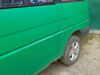 1992 Volkswagen Caravelle T4, зелёный, 380000 рублей, вид 2