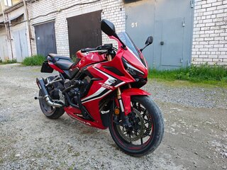 2019 Honda CBR 650R, красный, 850000 рублей, вид 4