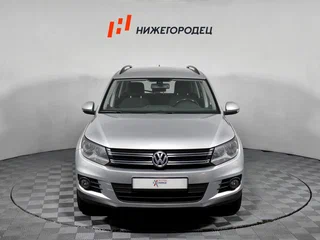 2012 Volkswagen Tiguan I Рестайлинг, серебристый, 933000 рублей, вид 2