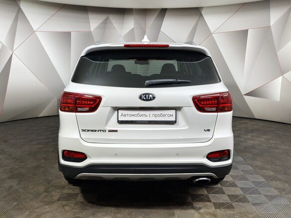2018 Kia Sorento III Prime Рестайлинг, белый, 2339000 рублей - вид 7