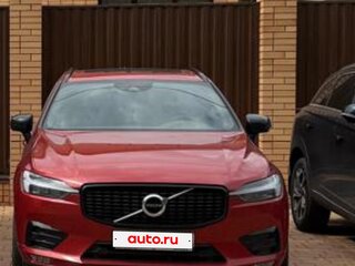 2021 Volvo XC60 II, красный, 4500000 рублей, вид 4