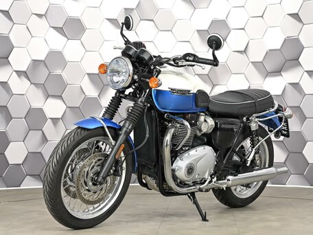 2023 Triumph Bonneville T120, белый, 1177000 рублей, вид 2