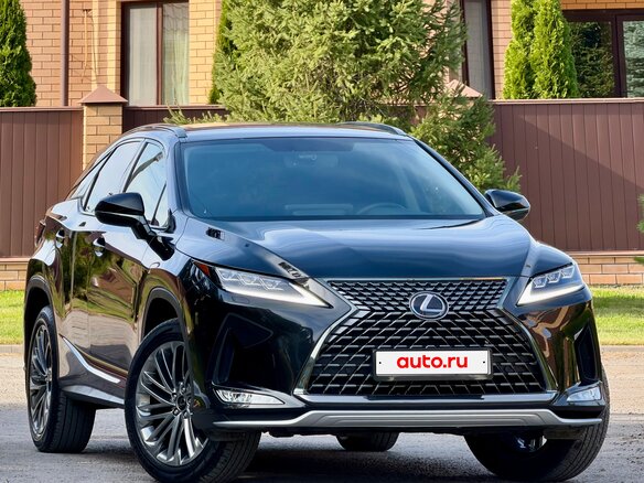 2022 Lexus RX 300 IV Рестайлинг, бежевый, 6150000 рублей - вид 2