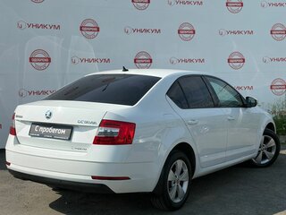 2017 Skoda Octavia III (A7) Рестайлинг, белый, 1449000 рублей, вид 5