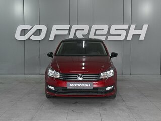 2019 Volkswagen Polo V Рестайлинг, красный, 1530000 рублей, вид 3