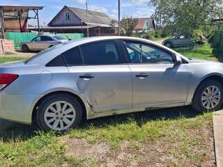 2011 Chevrolet Cruze I, серебристый, 520000 рублей, вид 2