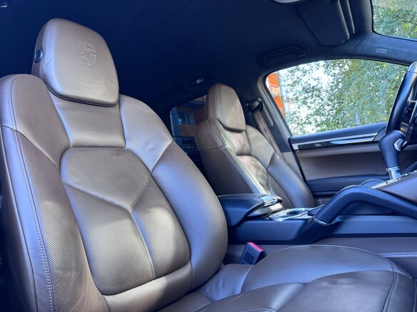 2015 Porsche Cayenne GTS II Рестайлинг (958), чёрный, 3650000 рублей - вид 11
