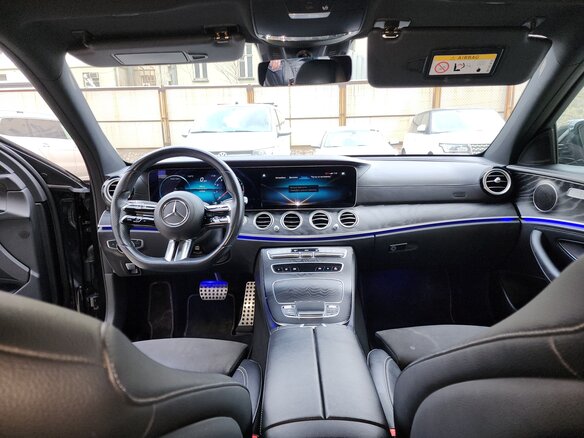 2021 Mercedes-Benz E-Класс 200 V (W213, S213, C238) Рестайлинг, чёрный, 5500000 рублей - вид 5
