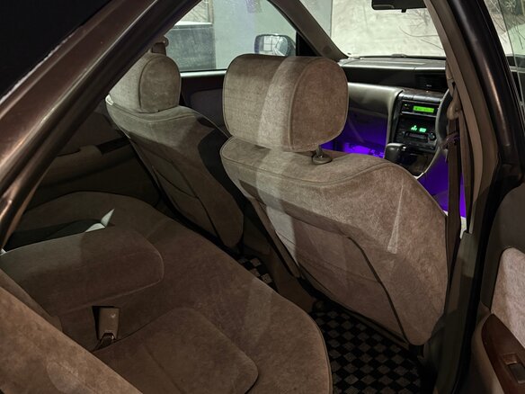 2000 Nissan Laurel VIII (C35), синий, 750000 рублей - вид 8