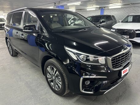 2019 Kia Carnival III, чёрный, 2695000 рублей, вид 3