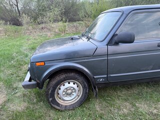 2015 Lada (ВАЗ) 2131 (4x4) 213105 I, зелёный, 500000 рублей, вид 4