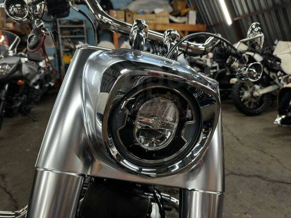 2017 Harley-Davidson Fat Boy, чёрный, 1860000 рублей - вид 6