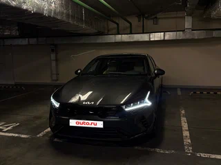 2021 Kia K5 III, серый, 3120000 рублей, вид 1