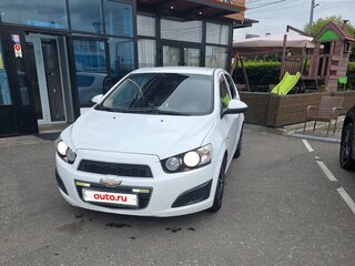 2012 Chevrolet Aveo II, белый, 680000 рублей, вид 2