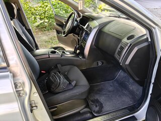 2008 SsangYong Kyron 5-speed I Рестайлинг, серебристый, 690000 рублей, вид 2