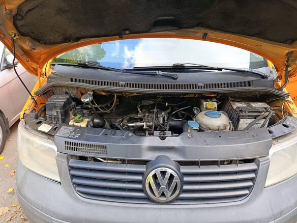 2008 Volkswagen Transporter, оранжевый, 650000 рублей - вид 5