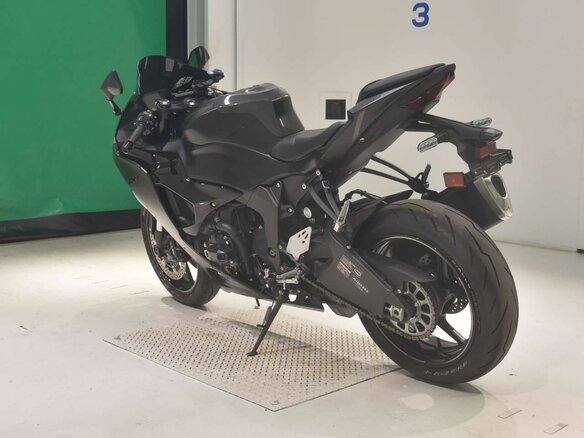 2024 Kawasaki ZX-6R Ninja, чёрный, 1499000 рублей - вид 5