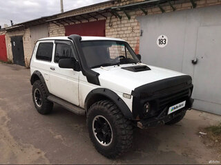 1998 Lada (ВАЗ) 2121 (4x4) I Рестайлинг, белый, 300000 рублей, вид 1