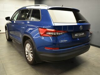 2019 Skoda Kodiaq I, синий, 2517000 рублей, вид 4