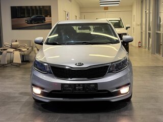 2015 Kia Rio III Рестайлинг, серебристый, 759000 рублей, вид 2