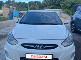 2012 Hyundai Solaris I, белый, 830000 рублей, вид 2