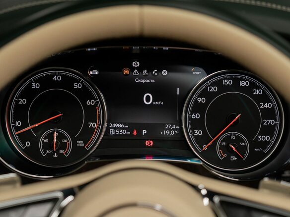 2018 Bentley Bentayga I, зелёный, 14990000 рублей - вид 15