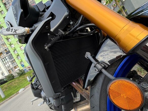 2025 Yamaha MT-09 (FZ-09), серебристый, 1600000 рублей - вид 9