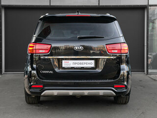 2020 Kia Carnival III, чёрный, 3000000 рублей, вид 5