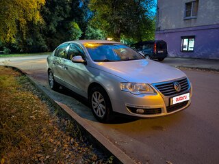 2009 Volkswagen Passat B6, серебристый, 650000 рублей, вид 3