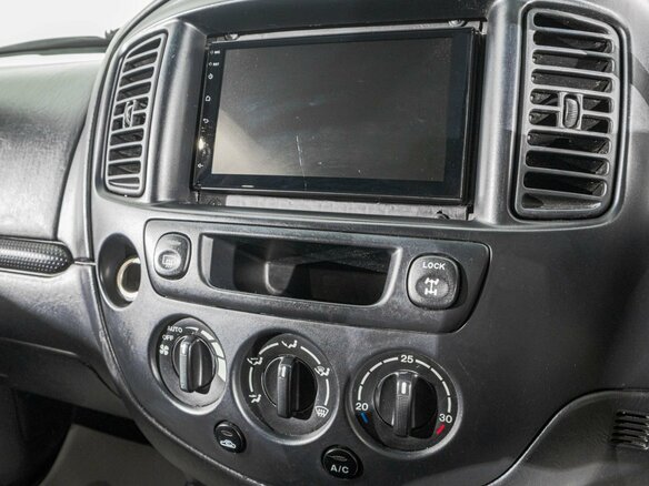 2002 Mazda Tribute I, бежевый, 619000 рублей - вид 13