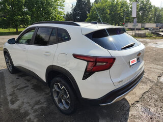 2023 Chevrolet Trax II, белый, 1500000 рублей, вид 5