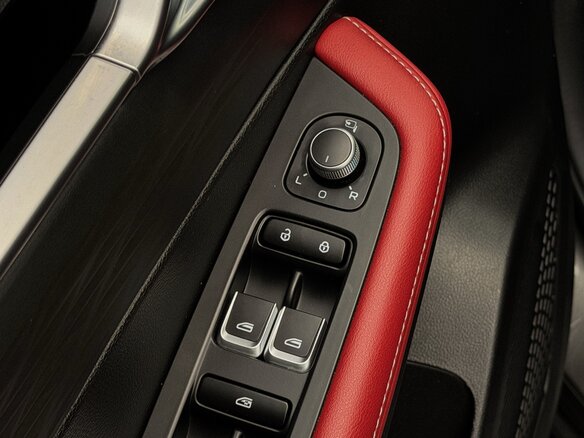 2023 Geely Coolray (Binyue Cool) I Рестайлинг, серый, 2090000 рублей - вид 23