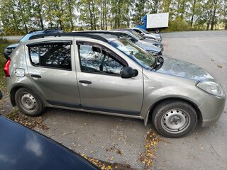2011 Renault Sandero I, бежевый, 550000 рублей, вид 3