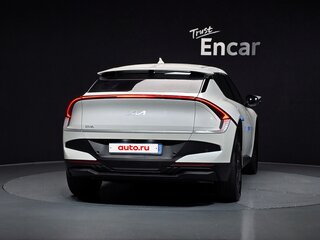 2025 Kia EV6 I Рестайлинг, белый, 3511700 рублей, вид 4