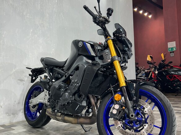 2021 Yamaha MT-09 (FZ-09), чёрный, 1065000 рублей - вид 3