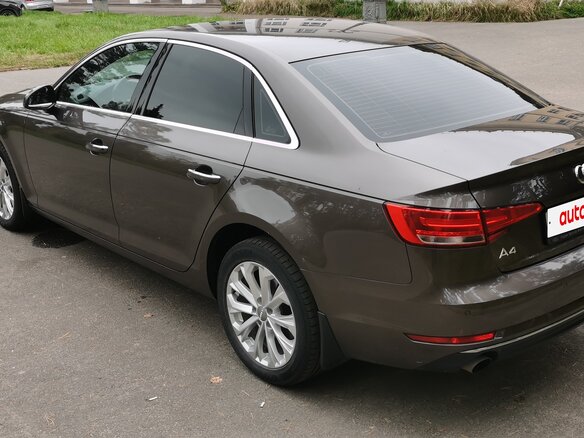 2016 Audi A4 V (B9), коричневый, 1800000 рублей - вид 6