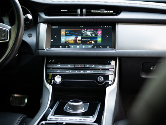 2017 Jaguar XF II, синий, 3500000 рублей - вид 13