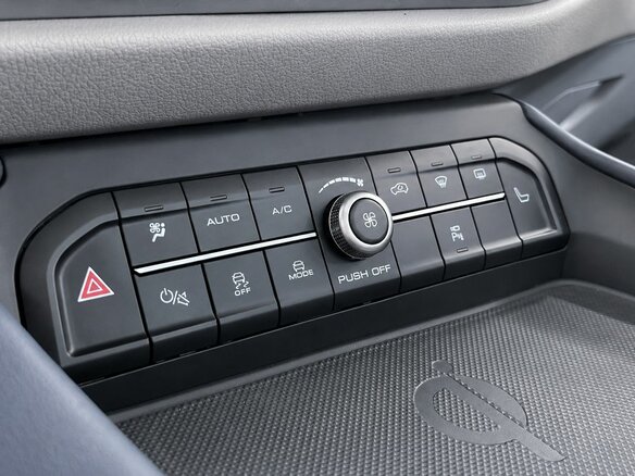 2023 Haval F7 I Рестайлинг, чёрный, 2179000 рублей - вид 12