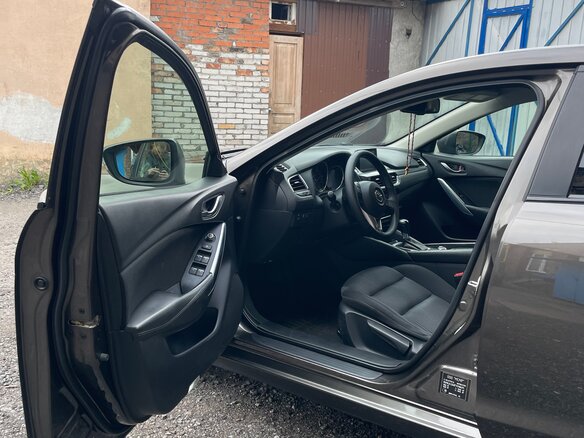 2015 Mazda 6 III (GJ) Рестайлинг, коричневый, 1800000 рублей - вид 17