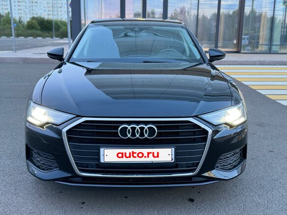 2020 Audi A6 40 TFSI V (C8), чёрный, 3450000 рублей - вид 1