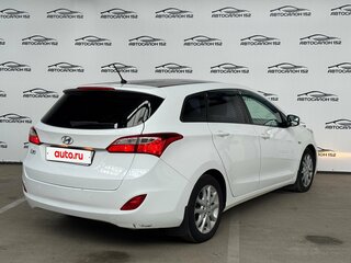 2015 Hyundai i30 II Рестайлинг, белый, 999000 рублей, вид 4