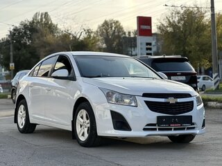 2014 Chevrolet Cruze I Рестайлинг, белый, 730000 рублей, вид 3