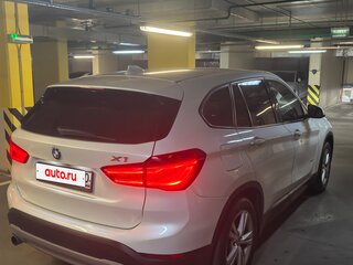 2017 BMW X1 20d xDrive II (F48), белый, 2270000 рублей, вид 3