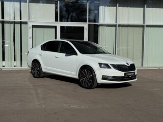 2019 Skoda Octavia III (A7) Рестайлинг, белый, 1625000 рублей, вид 3