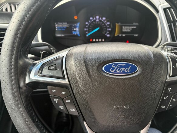 2017 Ford Edge II, серый, 1630000 рублей - вид 17