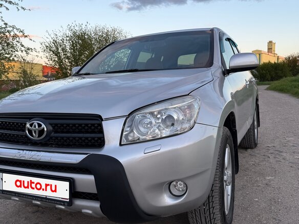 2007 Toyota RAV4 III (XA30), серебристый, 1145000 рублей