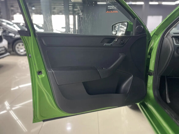 2017 Skoda Rapid I, зелёный, 1100000 рублей - вид 7