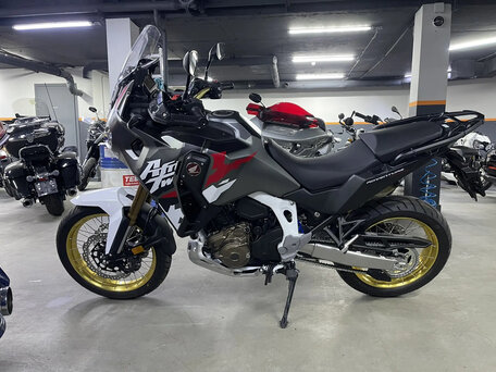 2026 Honda CRF 1100L Africa Twin, серебристый, 2550000 рублей, вид 2