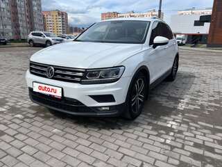 2018 Volkswagen Tiguan II, белый, 2549000 рублей, вид 3